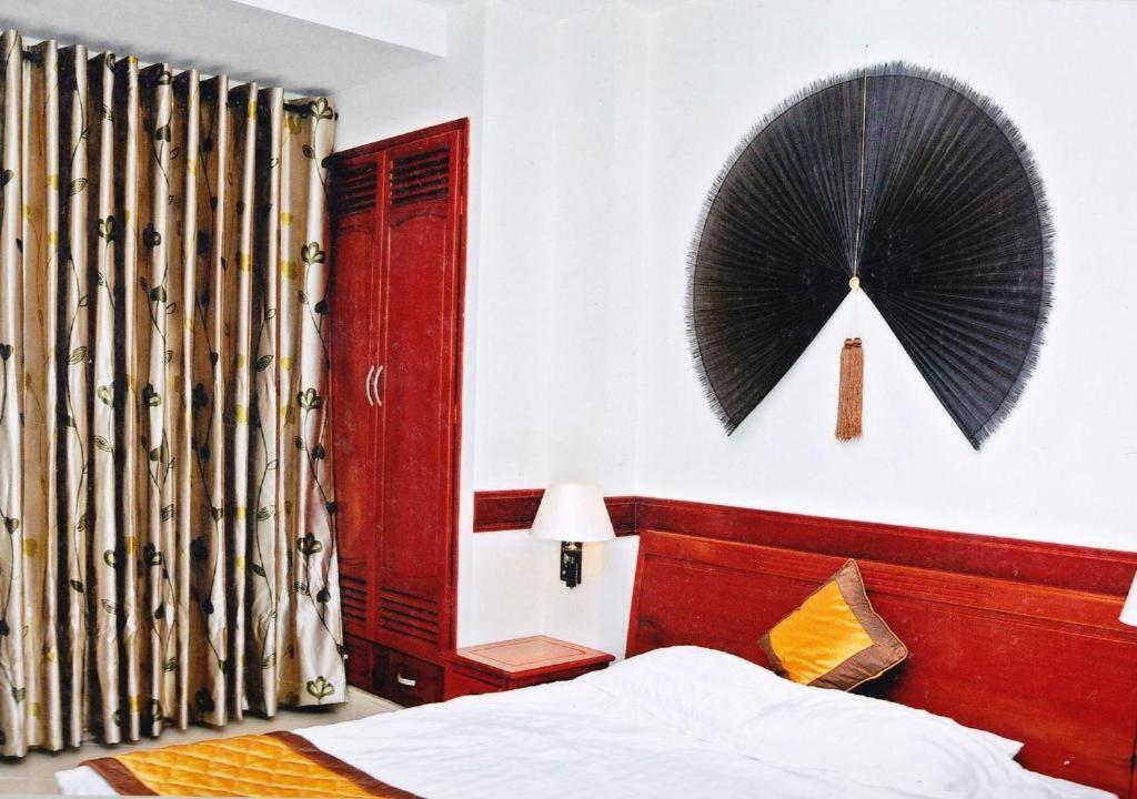 Hoang Thanh Thuy Airport Hotel 1 - Gan Am Thuc Dem Cho Hoang Hoa Tham Ciudad Ho Chi Minh  Exterior foto